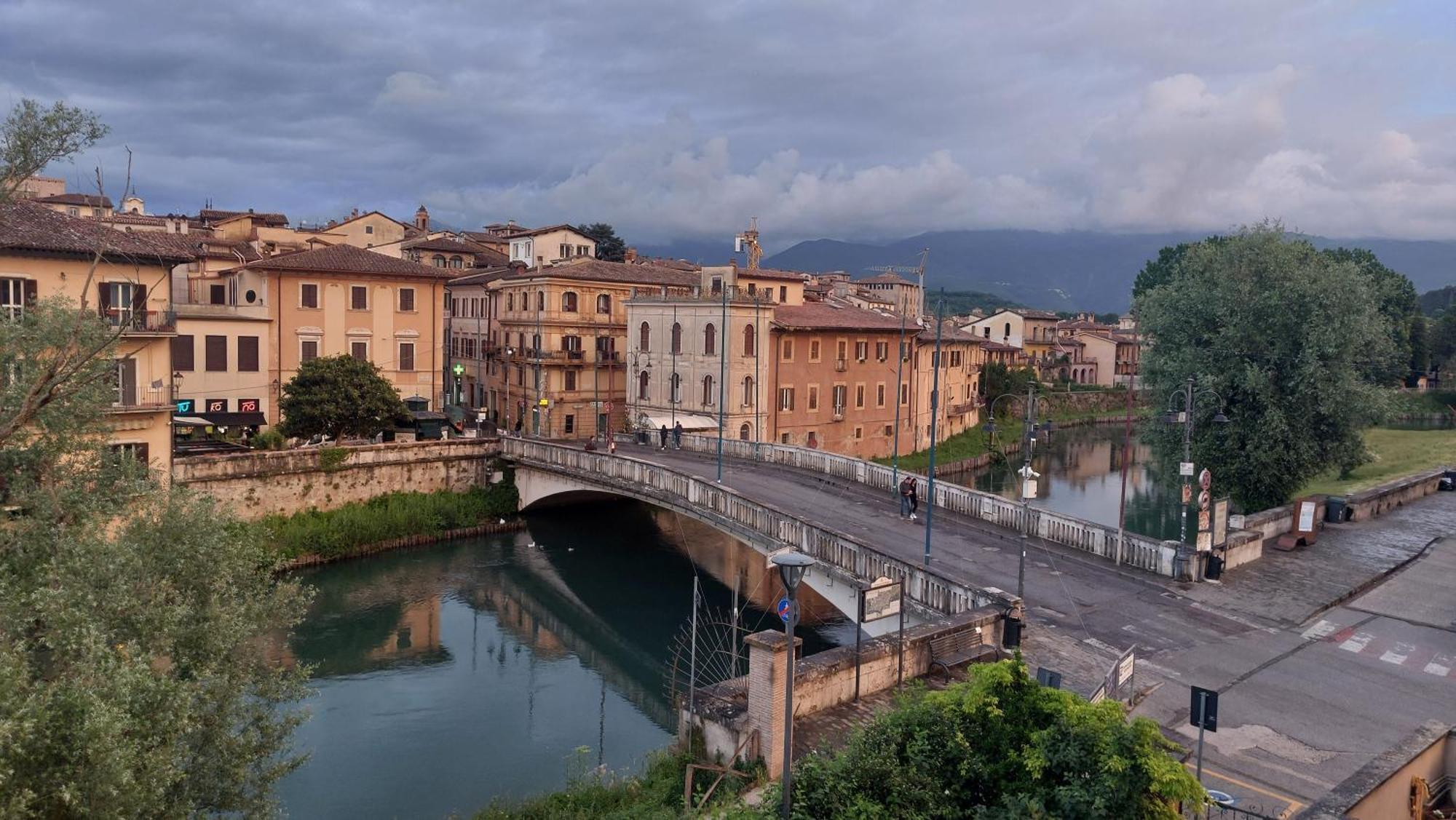 La Finestra Sul Velino, Uno Splendore Da Vivere リエーティ エクステリア 写真